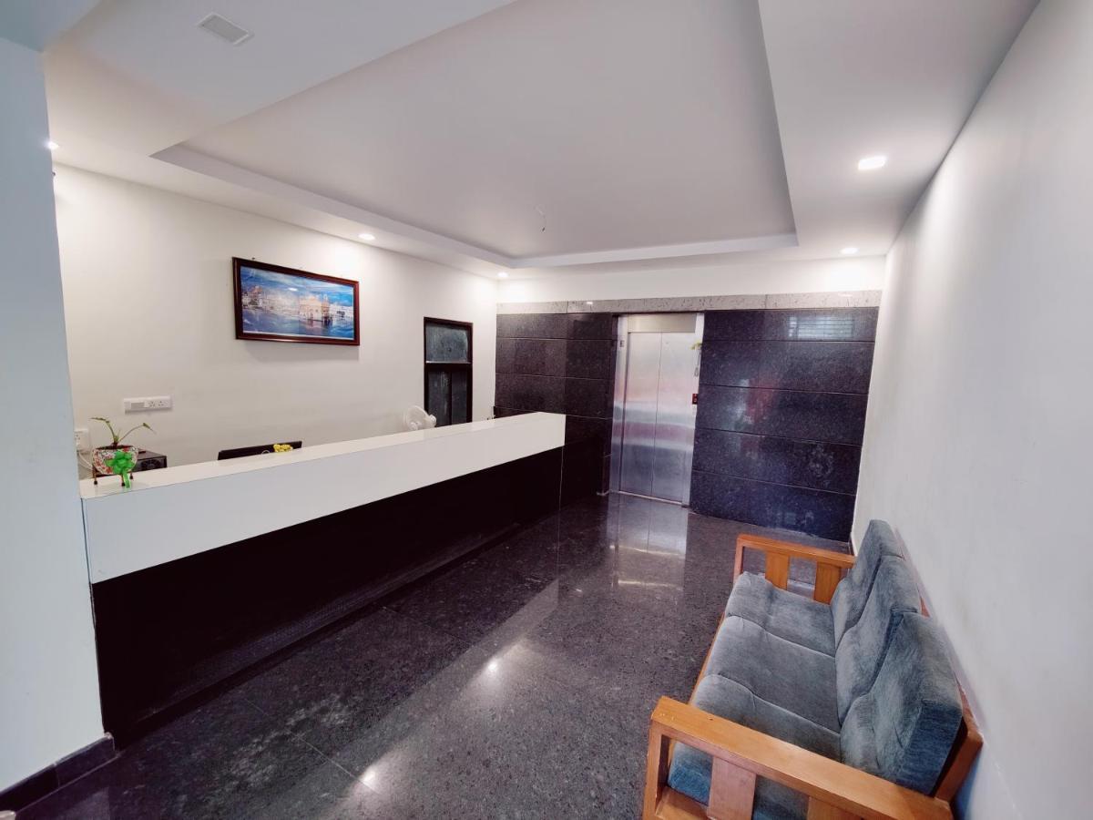 Suvarna Elite - Premium Apartment Hotel Mysore Exteriör bild