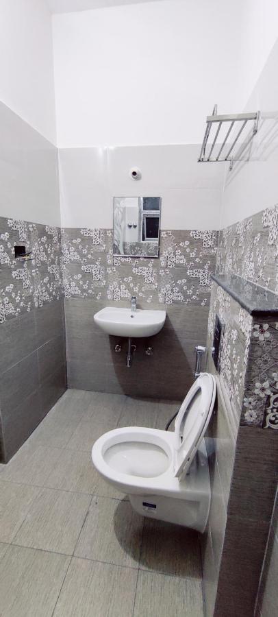 Suvarna Elite - Premium Apartment Hotel Mysore Exteriör bild