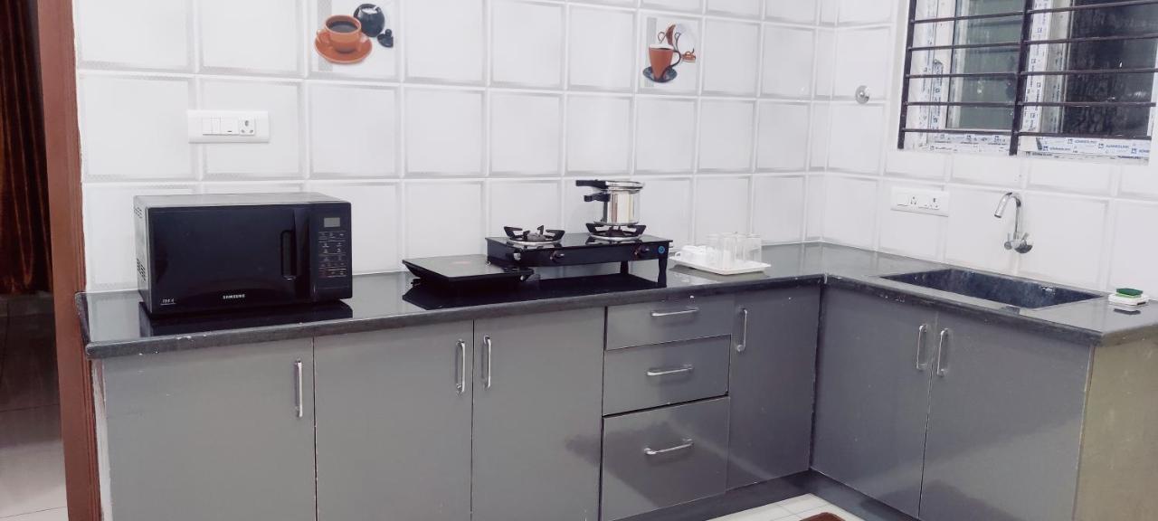 Suvarna Elite - Premium Apartment Hotel Mysore Exteriör bild