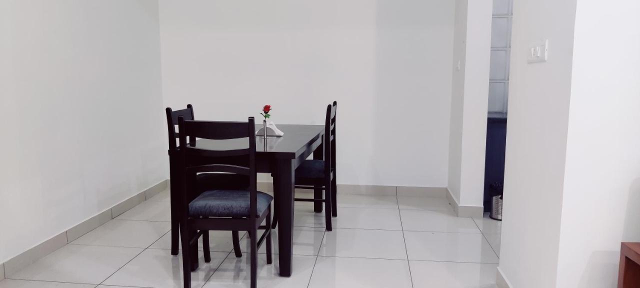 Suvarna Elite - Premium Apartment Hotel Mysore Exteriör bild
